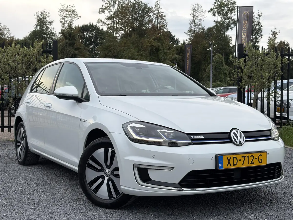 e-Golf ✓SOH 85,18 %✓2e Eigenaar✓Carplay✓Navi✓Clima✓Cruise✓Pdc V+A✓136pk✓Lm velgen✓Bj 12-2018✓N.A.P✓Apk tot 10-2027