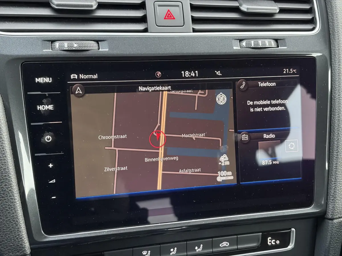 e-Golf ✓SOH 85,18 %✓2e Eigenaar✓Carplay✓Navi✓Clima✓Cruise✓Pdc V+A✓136pk✓Lm velgen✓Bj 12-2018✓N.A.P✓Apk tot 10-2027