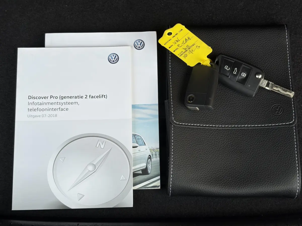 e-Golf ✓SOH 85,18 %✓2e Eigenaar✓Carplay✓Navi✓Clima✓Cruise✓Pdc V+A✓136pk✓Lm velgen✓Bj 12-2018✓N.A.P✓Apk tot 10-2027