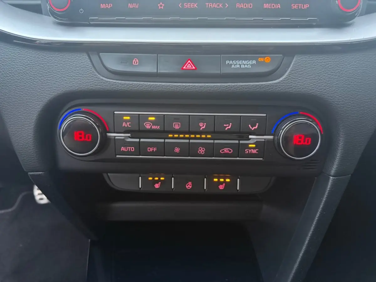 1.0 T-GDI GT-LINE BUSINESS EDITION NAVI AIRCO/ECC PDC