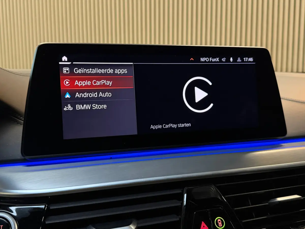 520i M-Sport|SERVICE-INCLUSIVE|PANO|MEMORY|NAP|SFEERVERLICHTING|STOELVENTILATIE|DISPLAY-KEY|