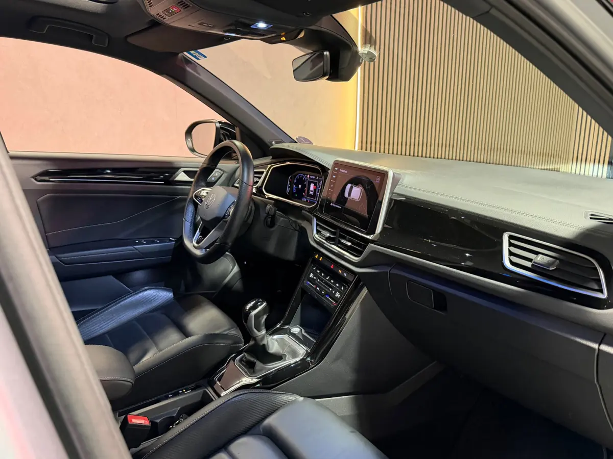 1.5 TSI R-Line Pano|Leder|Beats|Keyl|Led|IQ|Sfeer