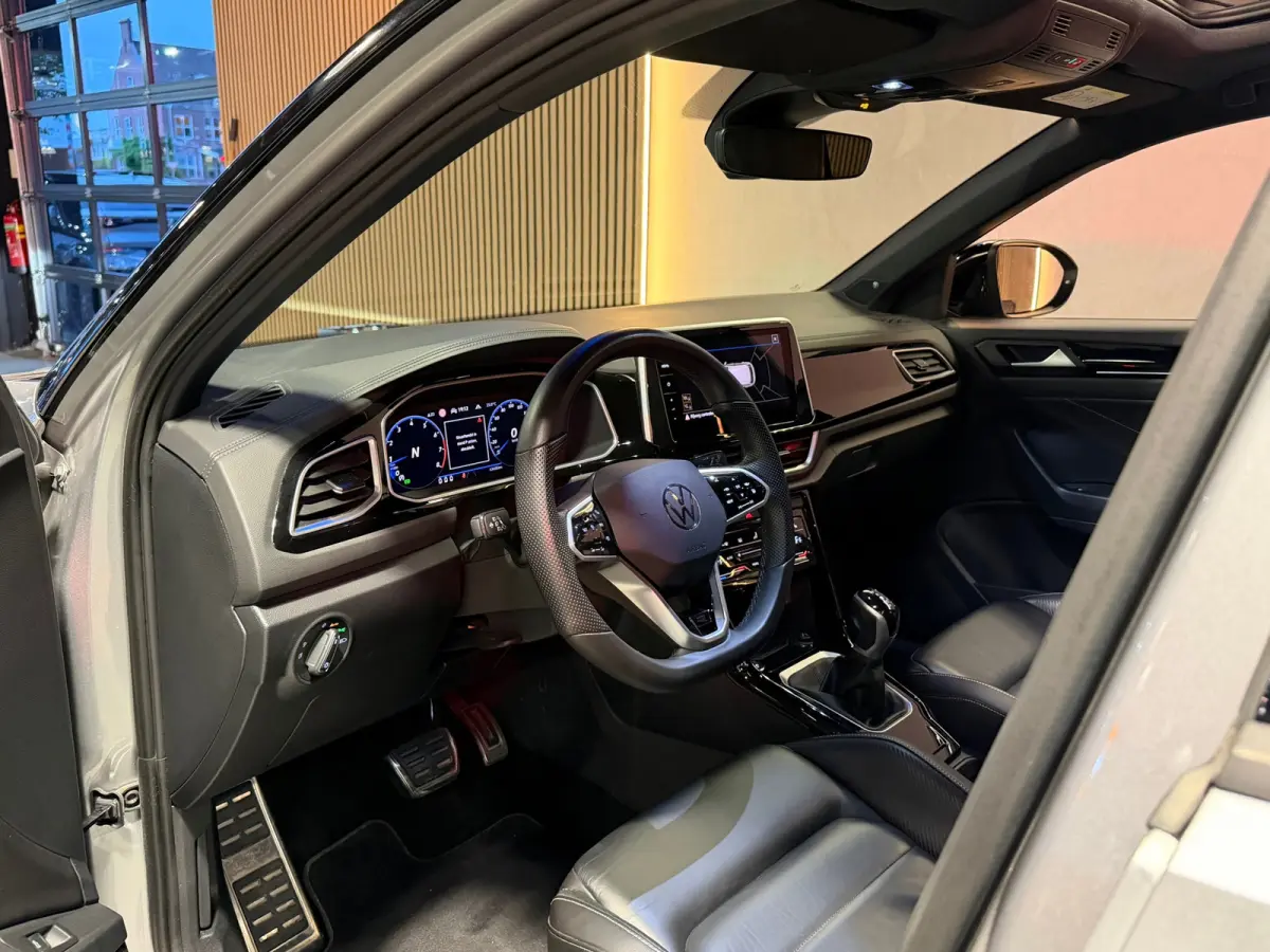 1.5 TSI R-Line Pano|Leder|Beats|Keyl|Led|IQ|Sfeer