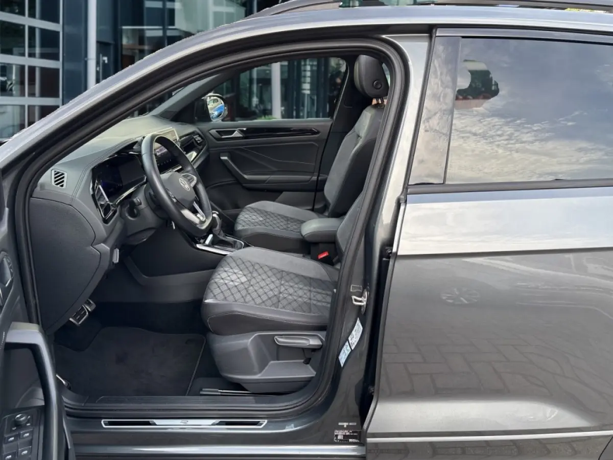 1.5 TSI DSG R-LINE PANO-DAK/CAMERA/ACC/STOELVERW/CARPLAY