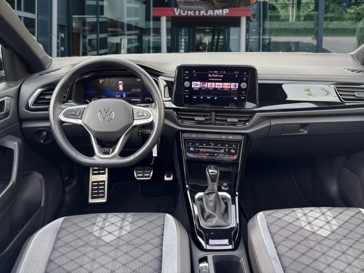 1.5 TSI DSG R-LINE PANO-DAK/CAMERA/ACC/STOELVERW/CARPLAY