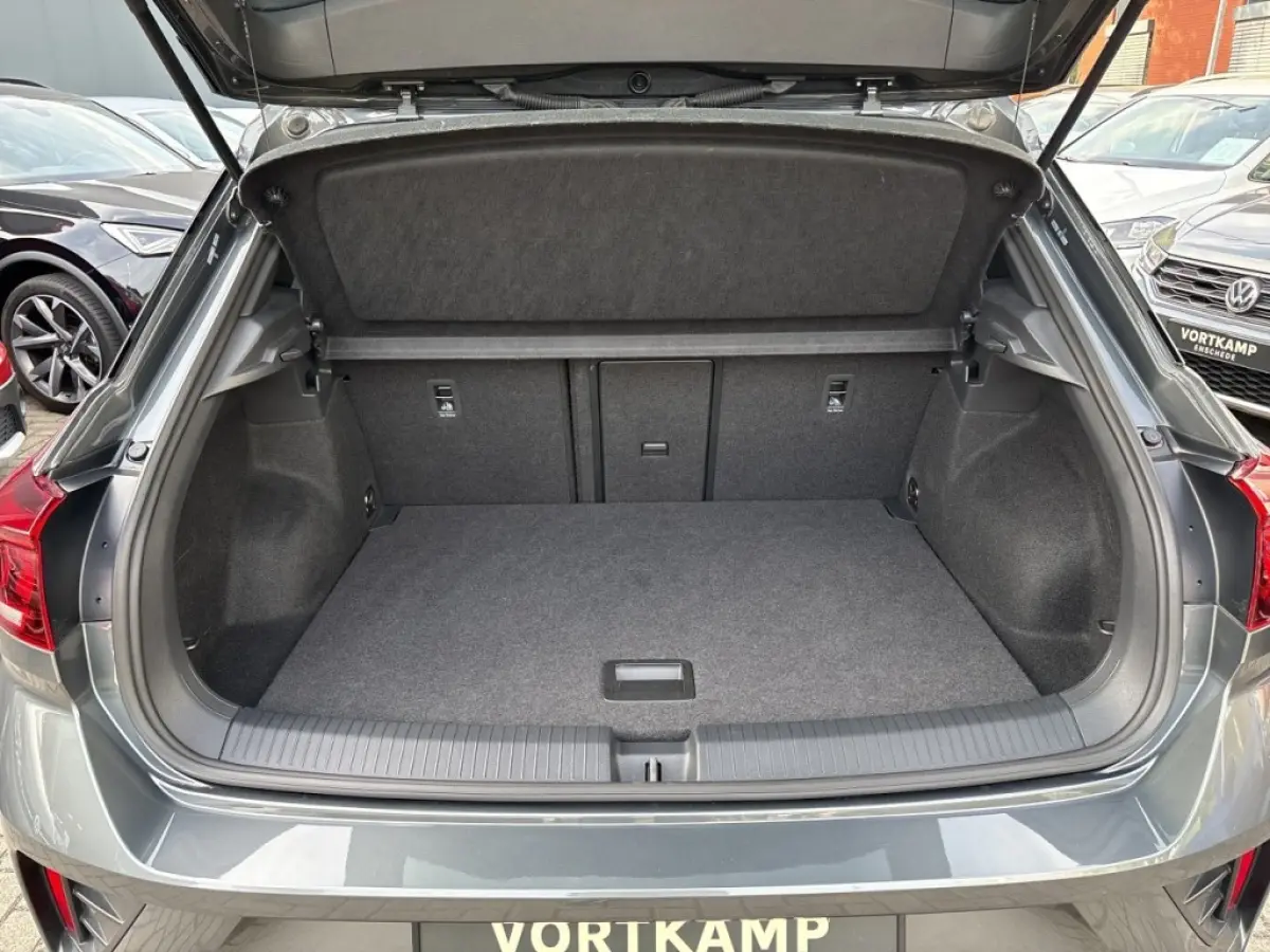 1.5 TSI DSG R-LINE PANO-DAK/CAMERA/ACC/STOELVERW/CARPLAY