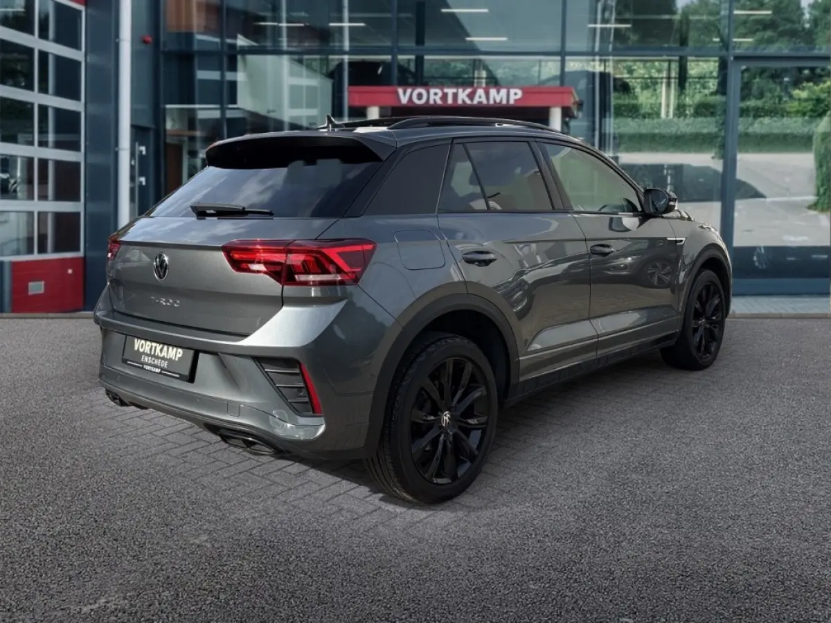 1.5 TSI DSG R-LINE PANO-DAK/CAMERA/ACC/STOELVERW/CARPLAY