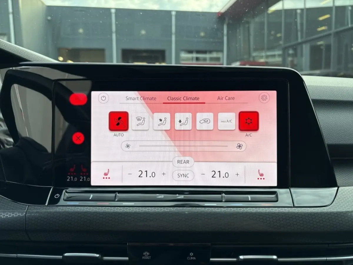 2.0 TSI DSG GTI PANO-DAK/HARMAN-KARDON/IQ-LIGHTS/CAMERA