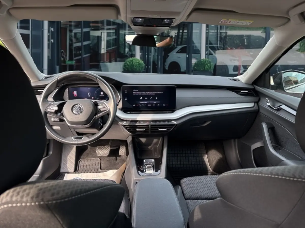 2.0 TDI DSG CLEVER CAMERA/ACC/STOEL+STUURVERW/CARPLAY/NAVI