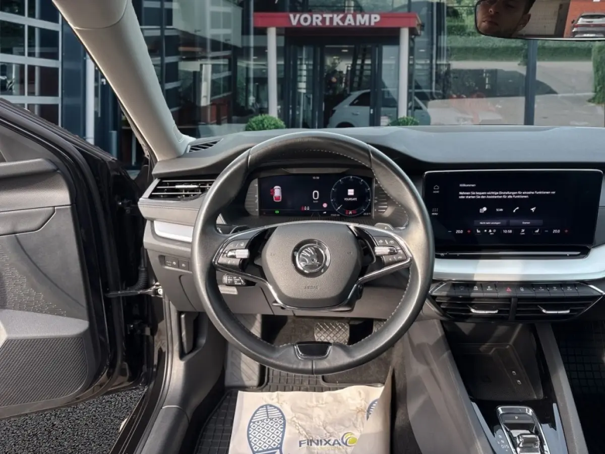 2.0 TDI DSG CLEVER CAMERA/ACC/STOEL+STUURVERW/CARPLAY/NAVI