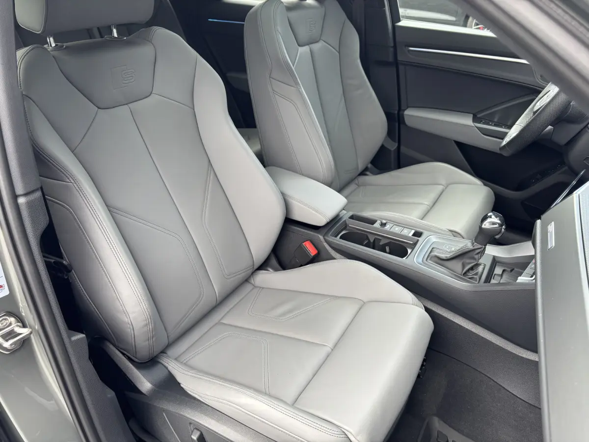 35 TFSI S-Line Pano Standverwarming!