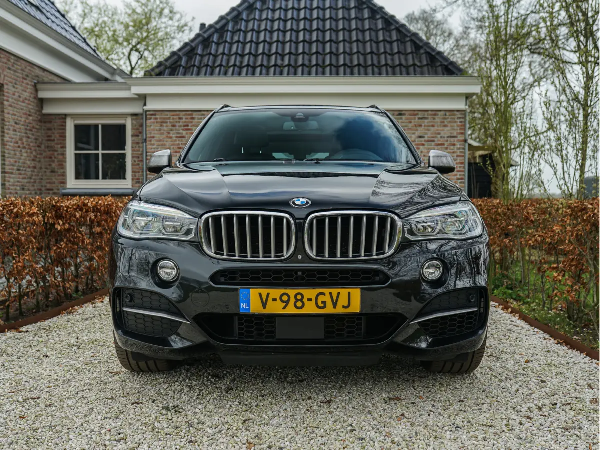 M50D 381pk I Grijs kenteken l Marge l HUD l Pano l H&K l Camera l LED l Keyless