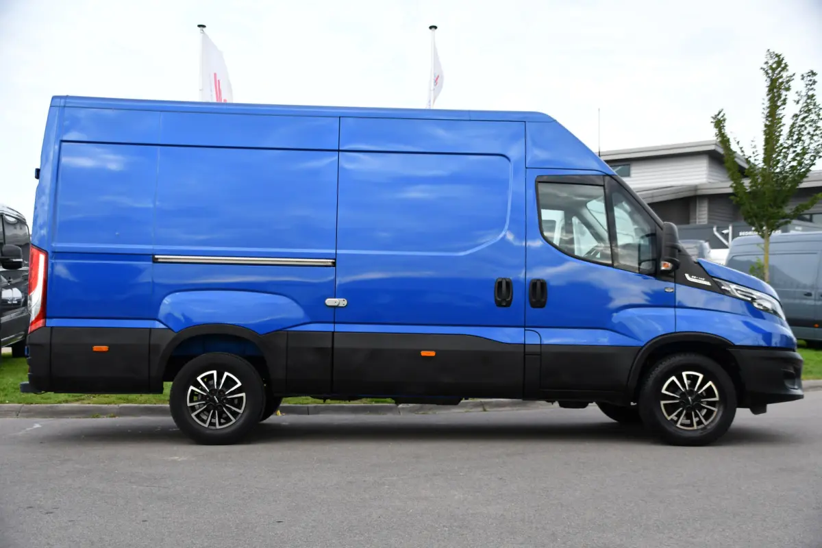 35C14V 2.3 352 H2 PB Edition Adaptieve Cruise, Camera, LED, Automaat, Clima, 3500kg Trekgewicht, Multimedia, Uniek!