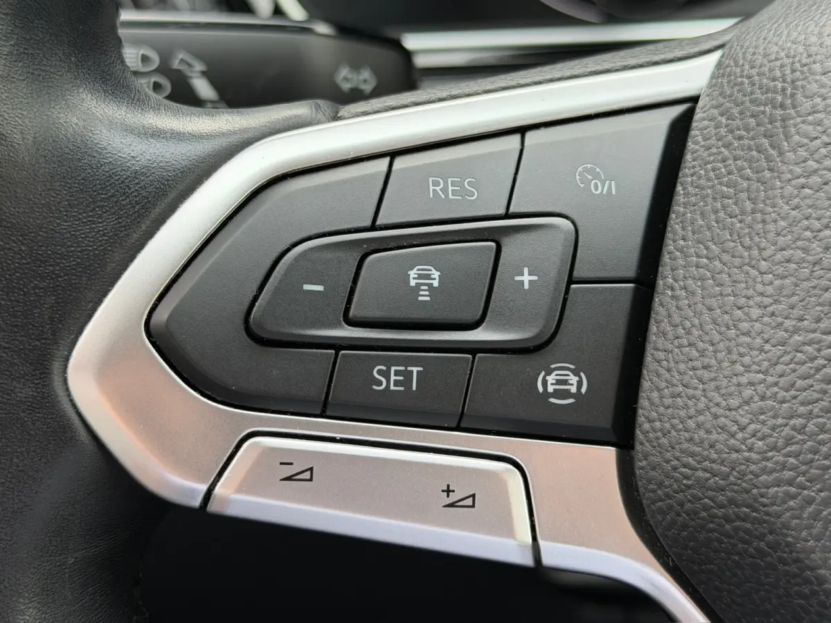 1.0 TSI 115pk Style | Led | 4-season | Climate | Adap. Cruise | Dode hoek | Camera | Navi | Rijklaar incl. 1 jaar Bovag garantie