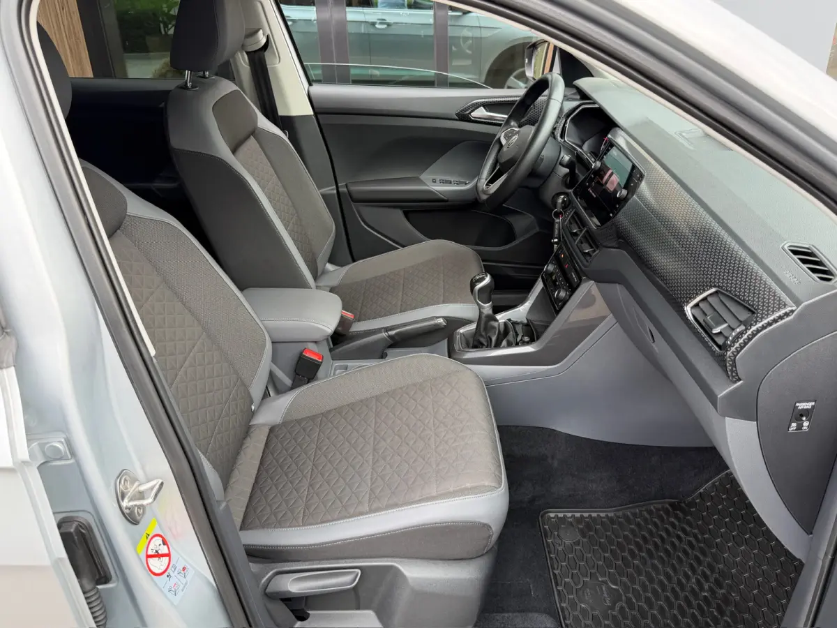 1.0 TSI 115pk Style | Led | 4-season | Climate | Adap. Cruise | Dode hoek | Camera | Navi | Rijklaar incl. 1 jaar Bovag garantie