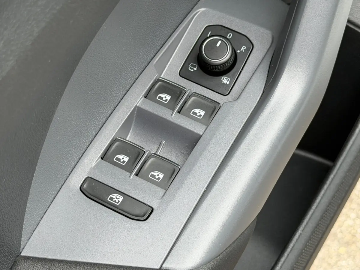 1.0 TSI 115pk Style | Led | 4-season | Climate | Adap. Cruise | Dode hoek | Camera | Navi | Rijklaar incl. 1 jaar Bovag garantie