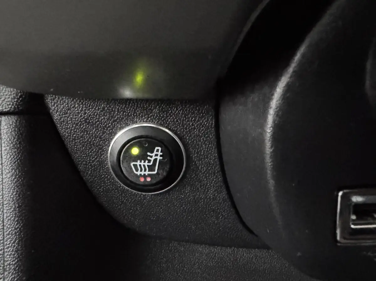 1.0 VVT-i x-play Automaat Camera Stoelverwarming CarplayGarantie