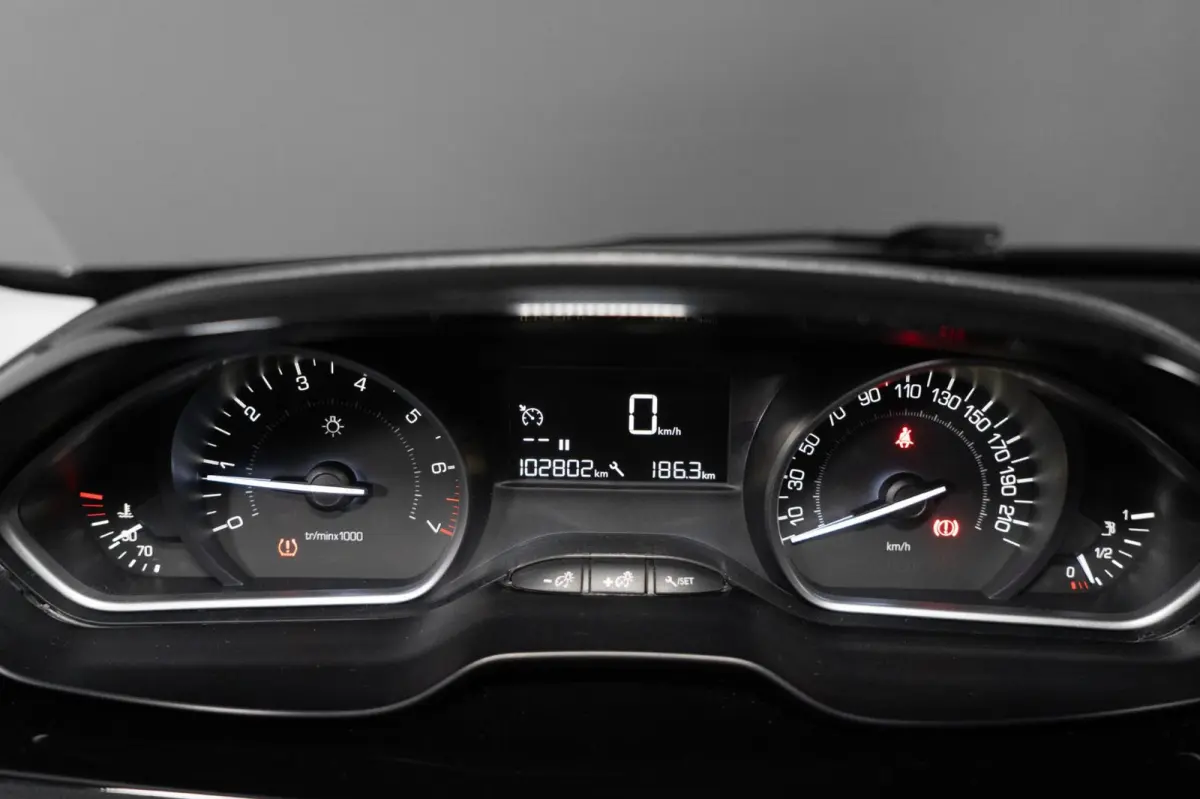 1.2 PureTech Blue Lion | Airco | Cruise controle | Carplay | Rijklaarprijs