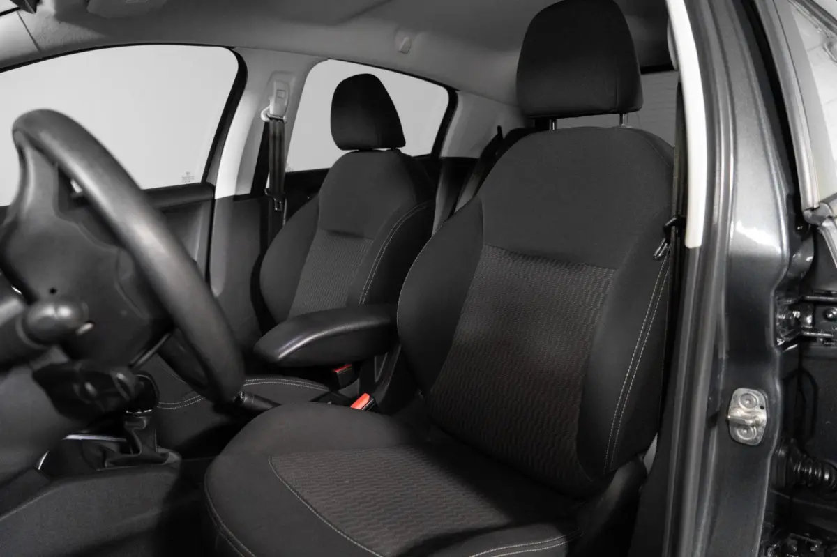 1.2 PureTech Blue Lion | Airco | Cruise controle | Carplay | Rijklaarprijs