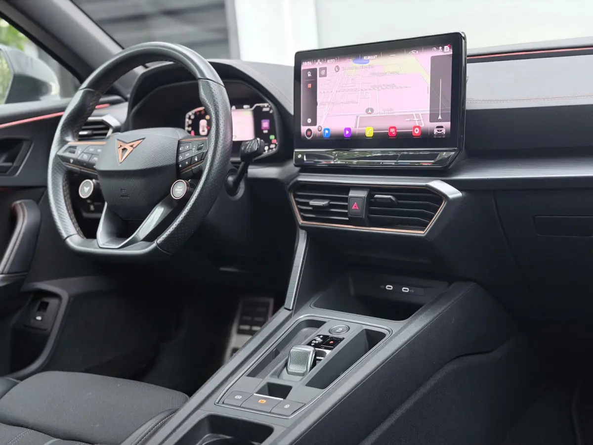 2.0 TSI 4DRIVE Pano/Trekhaak/Matrix