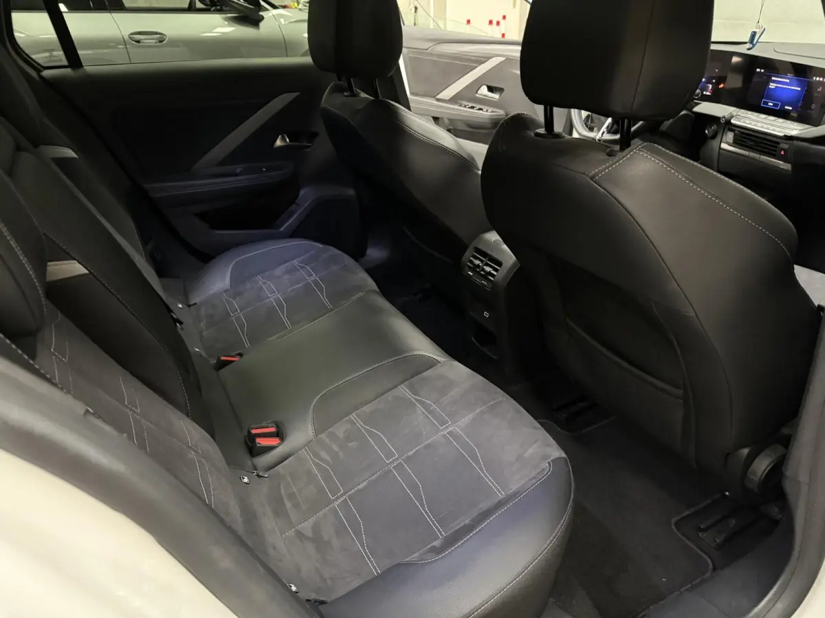 1.6 Turbo Plug In Hybrid Ultimate