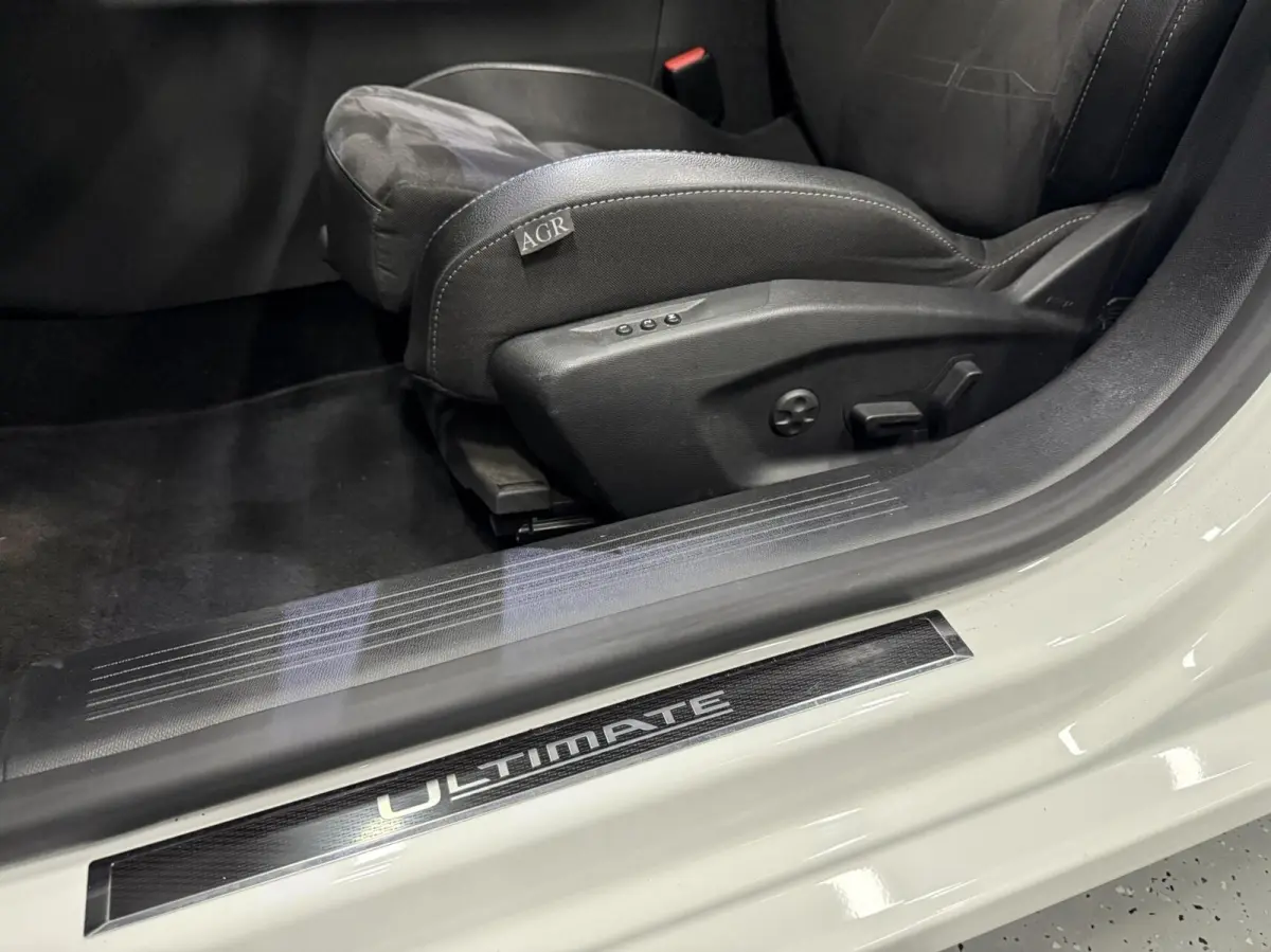1.6 Turbo Plug In Hybrid Ultimate