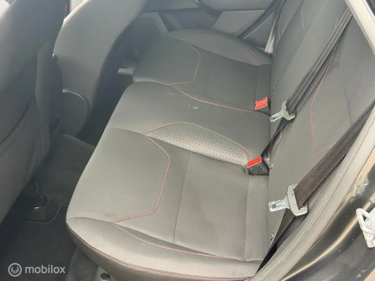 1.0 EcoBoost ST Line Business