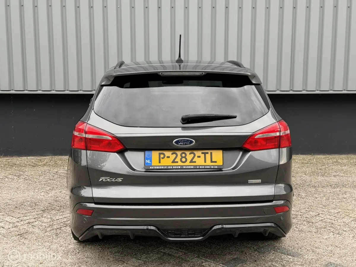 1.0 EcoBoost ST Line Business