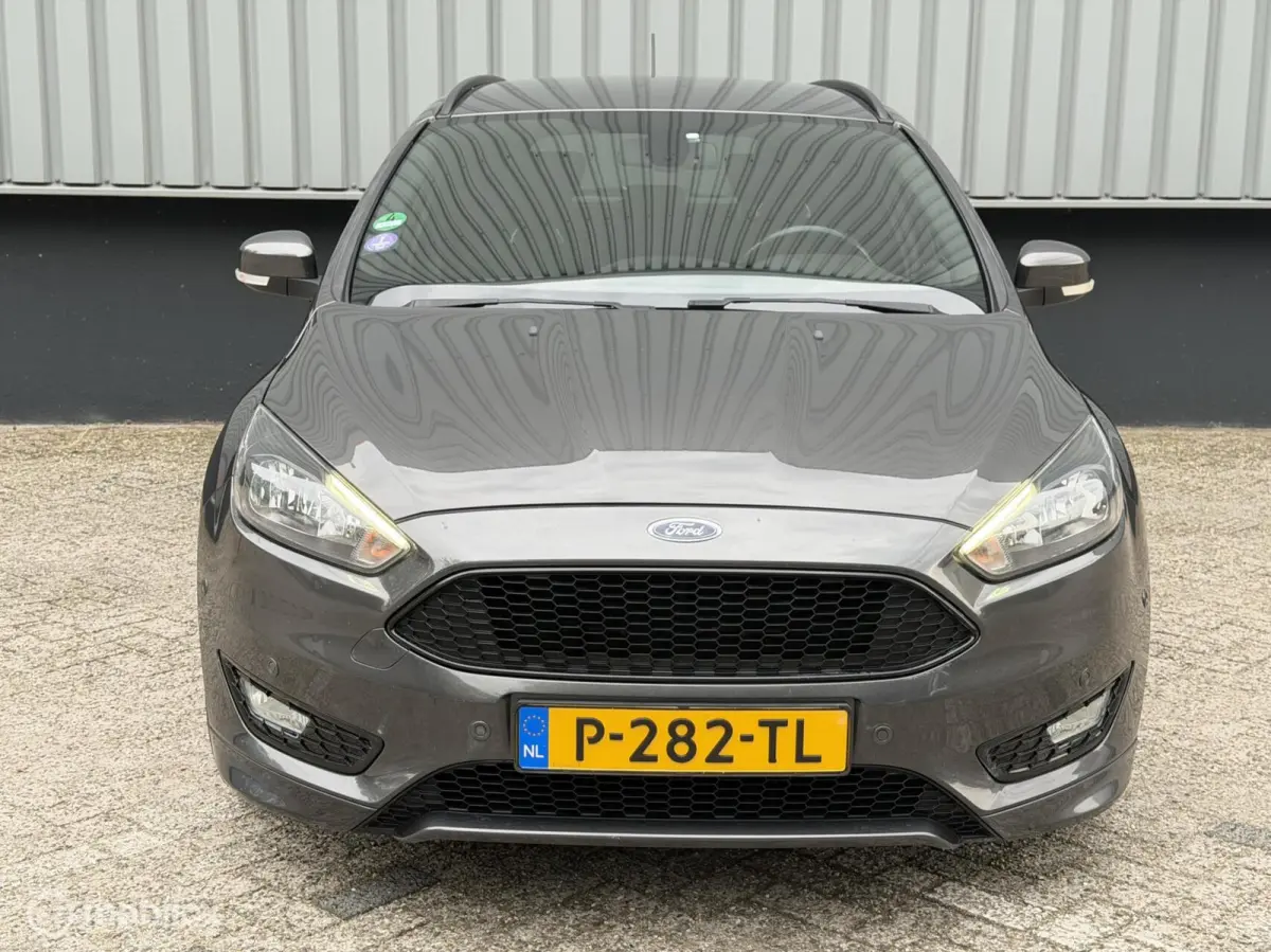 1.0 EcoBoost ST Line Business