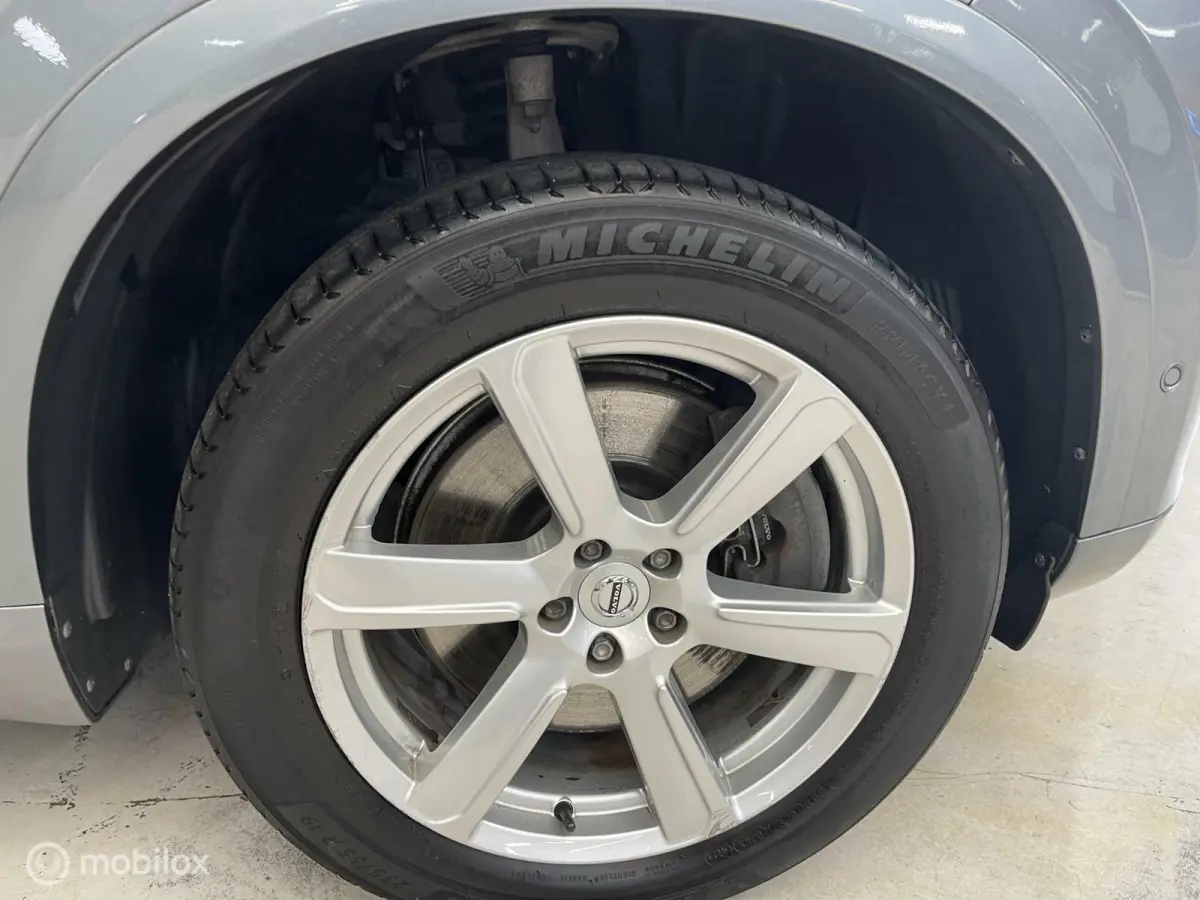 2.0 T8 Twin Engine AWD R-Design