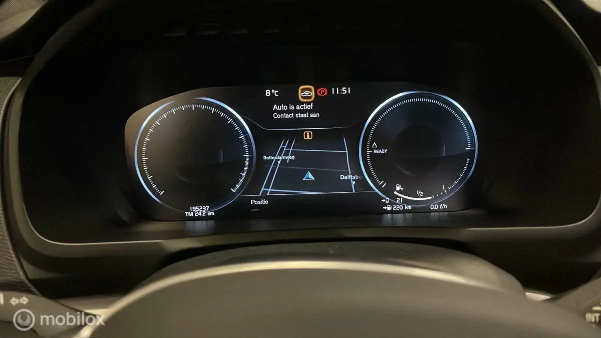 2.0 T8 Twin Engine AWD R-Design
