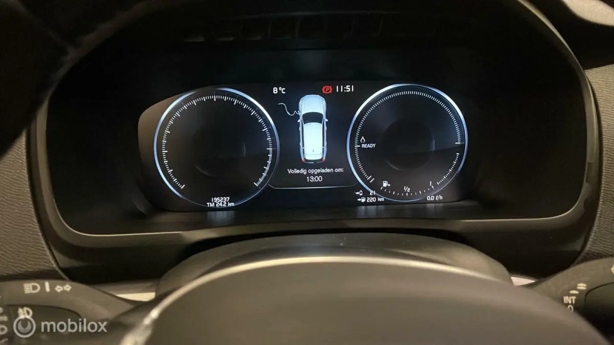 2.0 T8 Twin Engine AWD R-Design