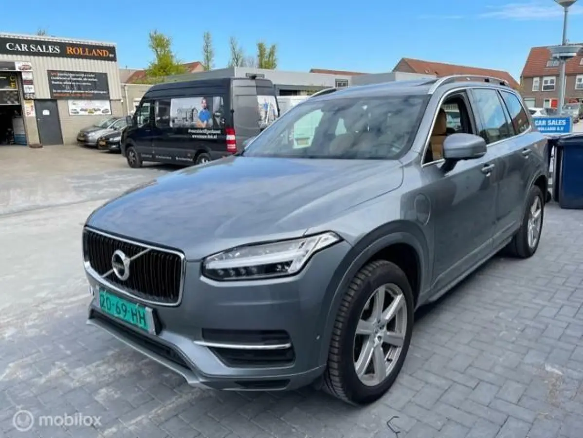 2.0 T8 Twin Engine AWD R-Design