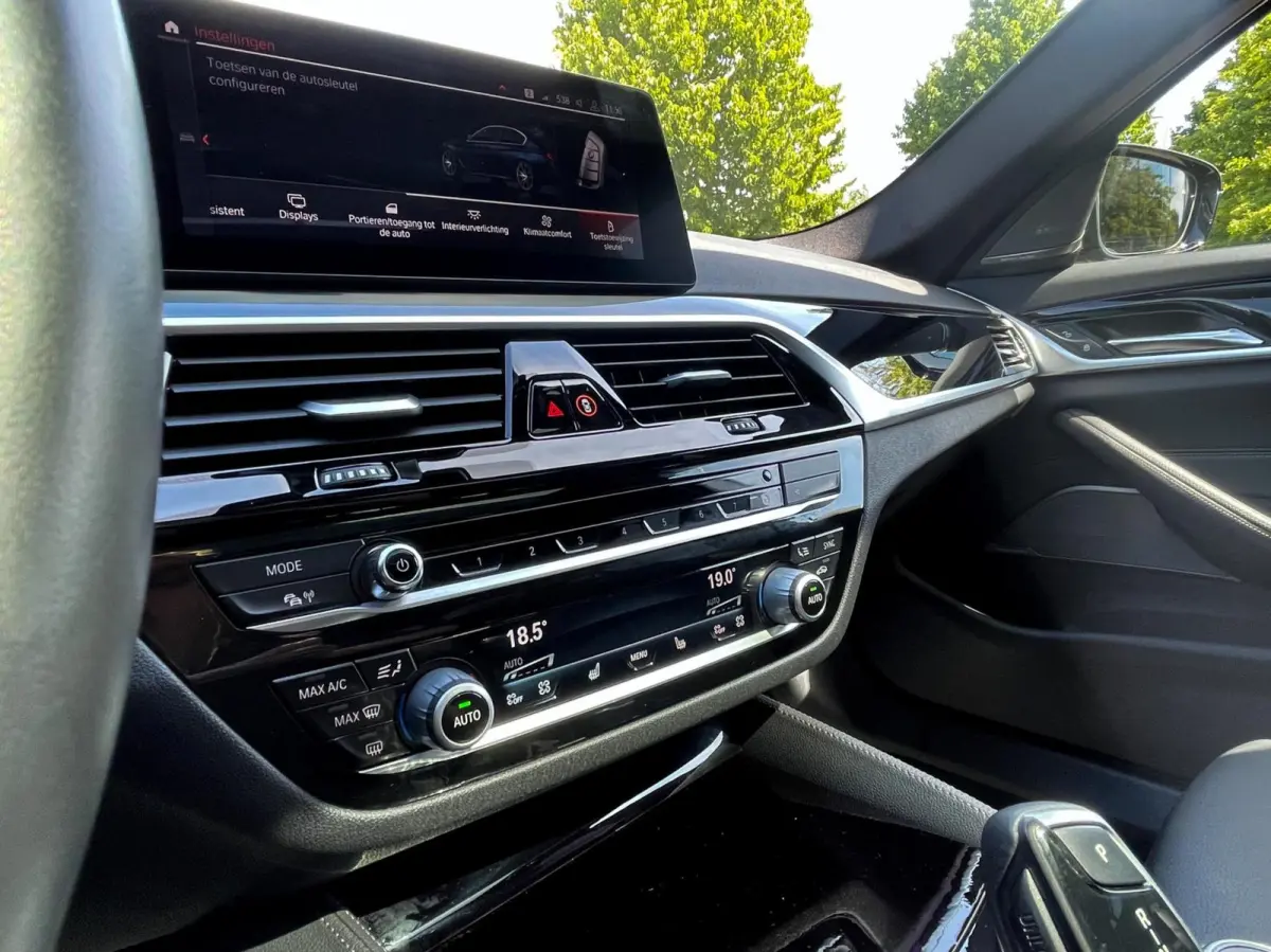 M550i xDrive 530pk M-Sport Laser Head-up Sdak
