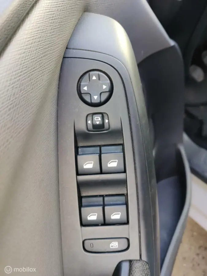 1.2 PureTech Selection/ Trekhaak/ Navi