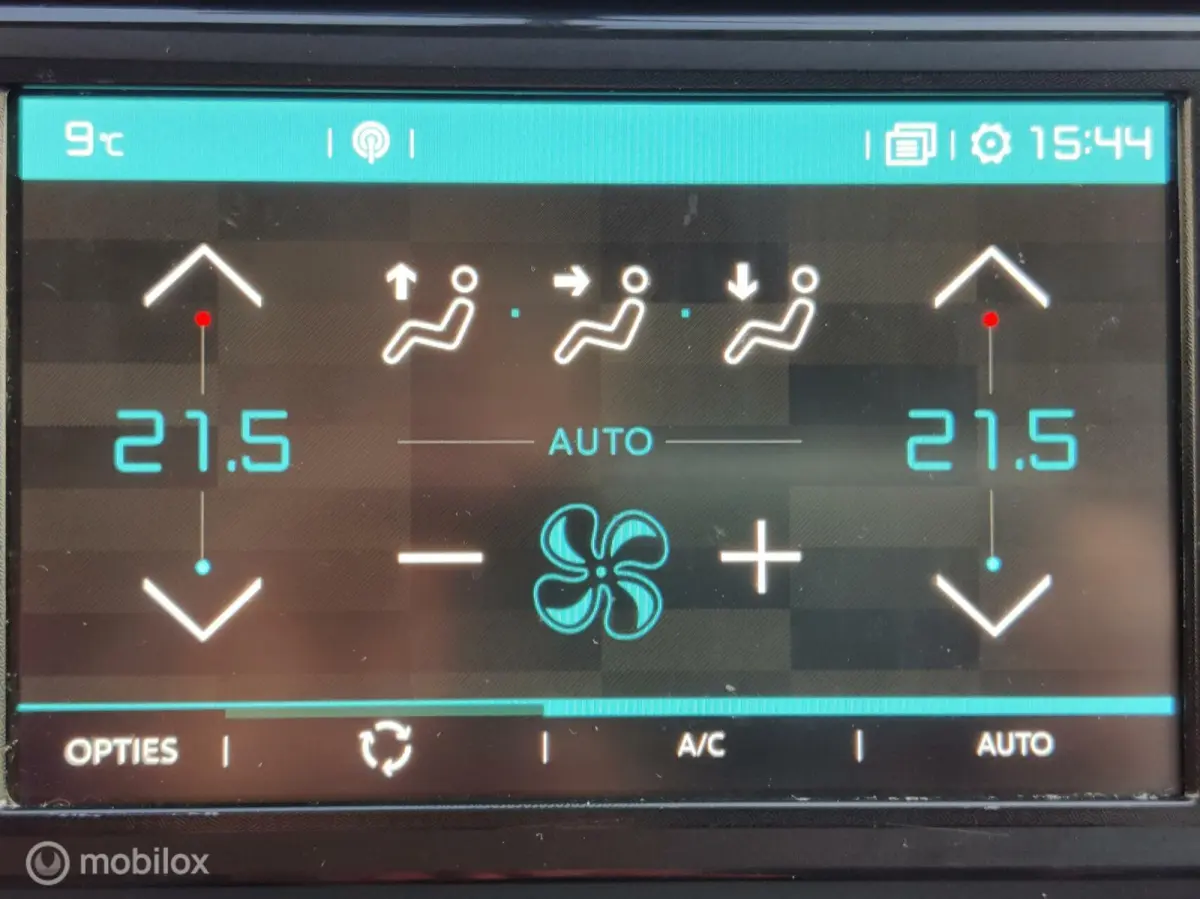 1.2 PureTech Selection/ Trekhaak/ Navi
