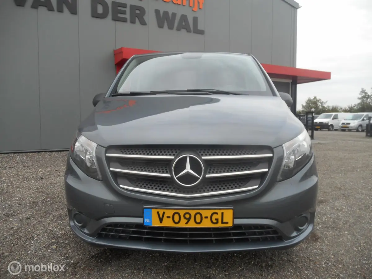 Bestel 109 CDI Economy