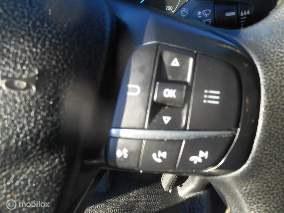 320 2.0 TDCI L1h1/AUTOMAAT/AIRCO/LED/CRUISECONTROL