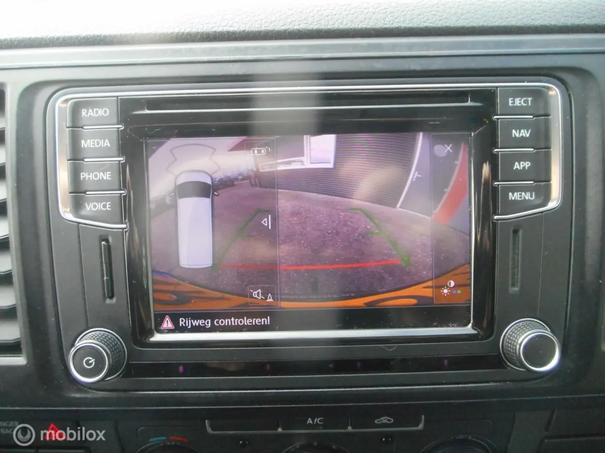 2.0 TDI L2H1 DC Comfortline