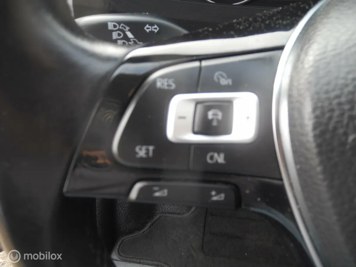 2.0 TDI L2H1 DC Comfortline