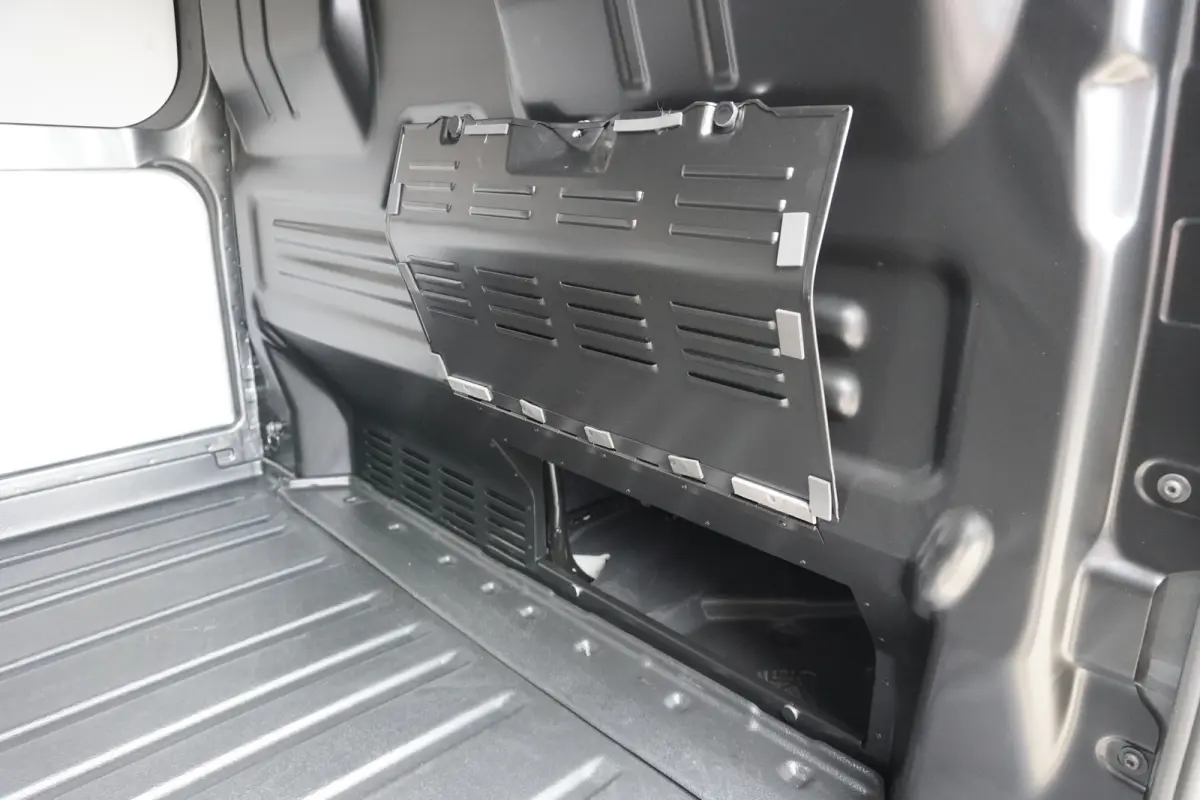 320L 2.0 TDCI 136PK L2H1 Trend LM Velgen Nr. V035 | Airco | Cruise | Camera | Apple CP- & Android Auto