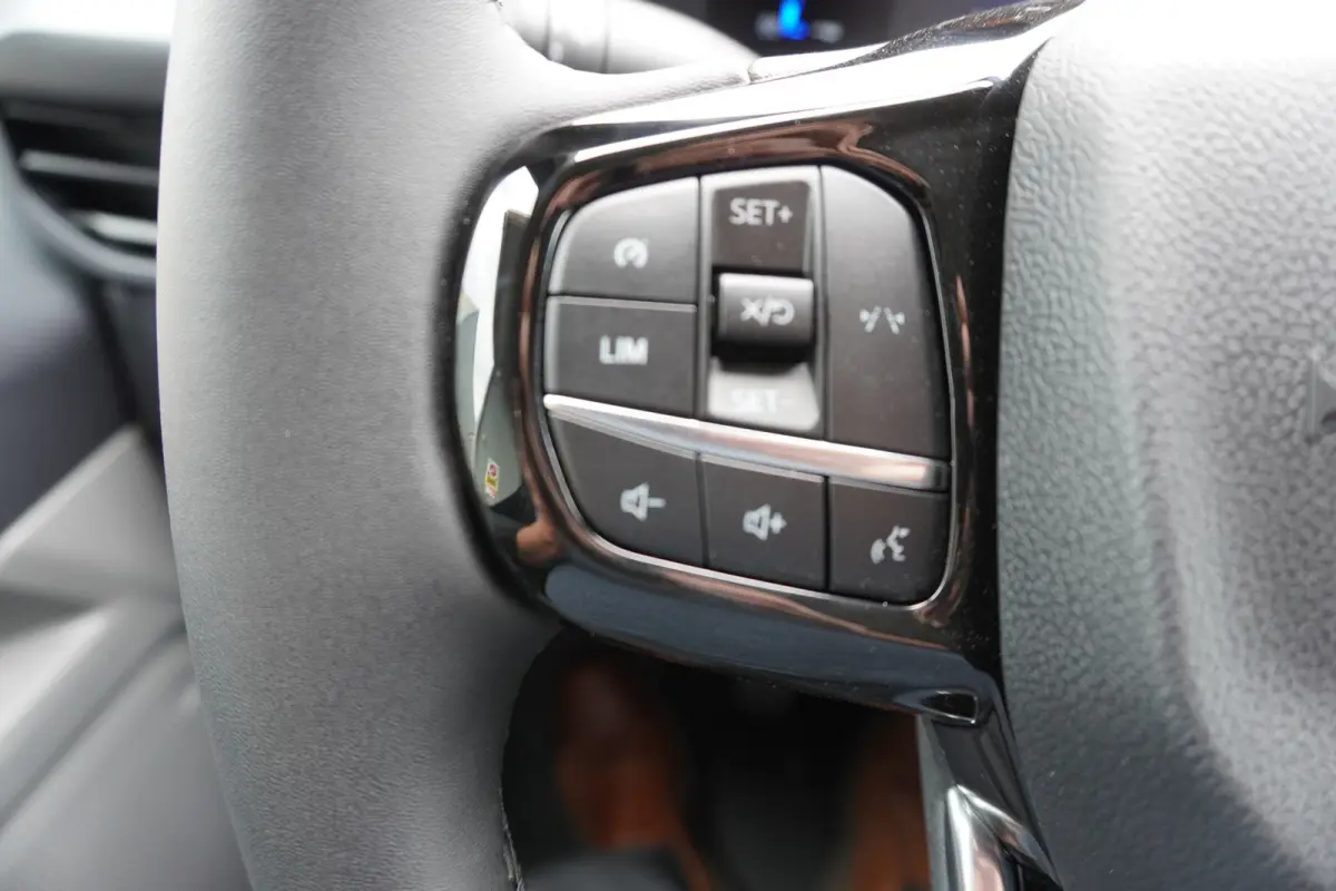 320L 2.0 TDCI 136PK L2H1 Trend LM Velgen Nr. V035 | Airco | Cruise | Camera | Apple CP- & Android Auto
