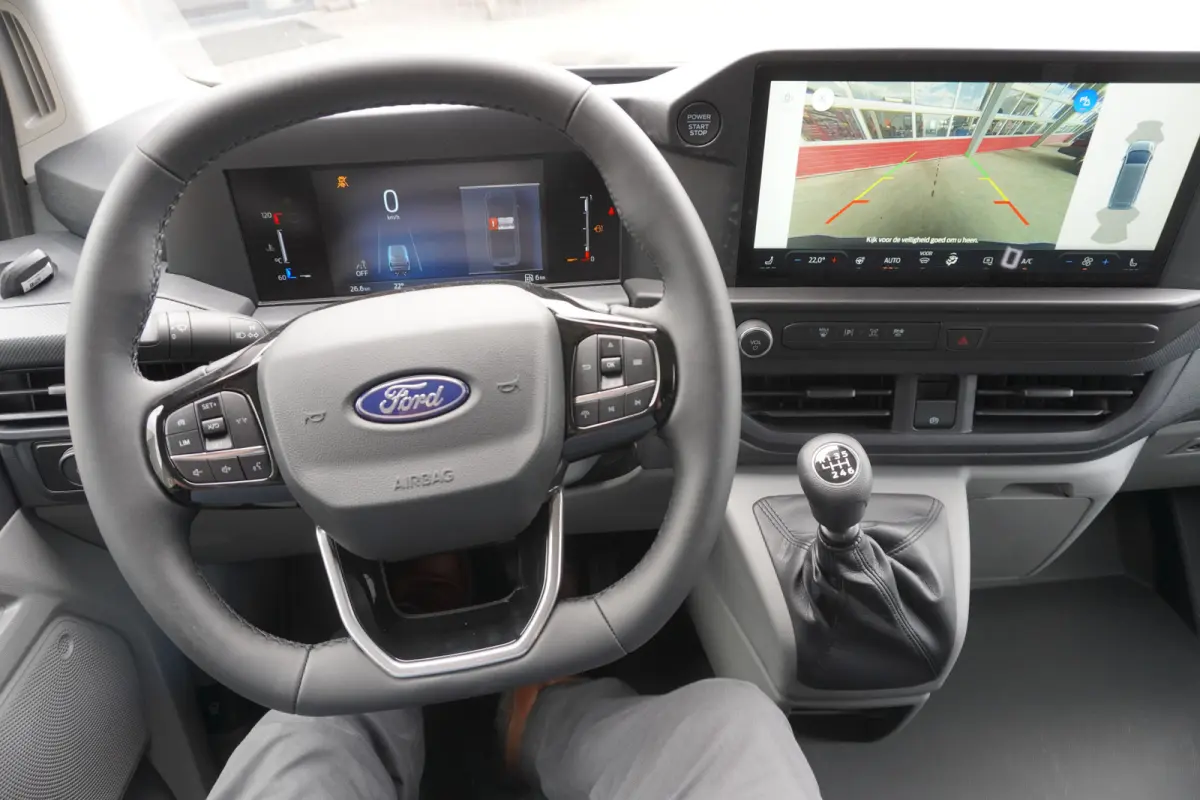 320L 2.0 TDCI 136PK L2H1 Trend LM Velgen Nr. V035 | Airco | Cruise | Camera | Apple CP- & Android Auto