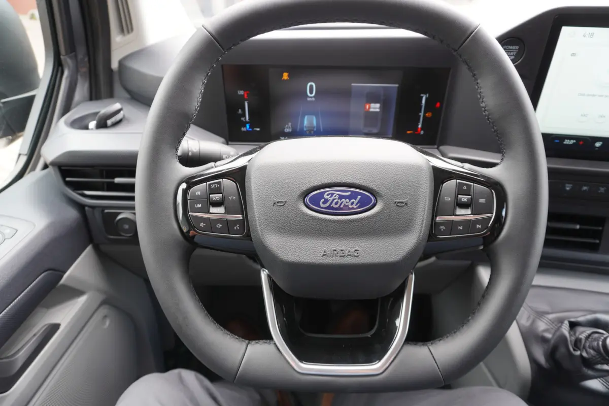 320L 2.0 TDCI 136PK L2H1 Trend LM Velgen Nr. V035 | Airco | Cruise | Camera | Apple CP- & Android Auto