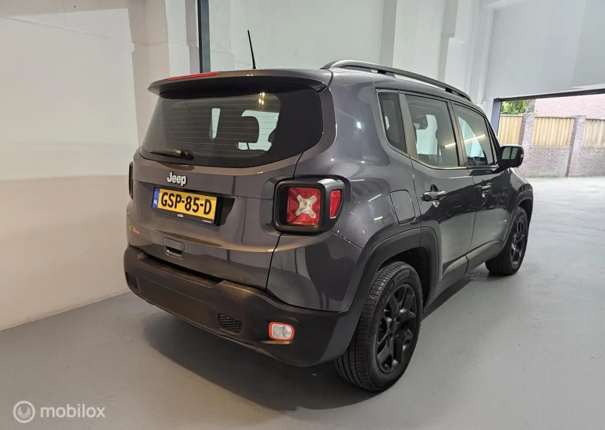 1.5T e-Hybrid Limited Automaat
