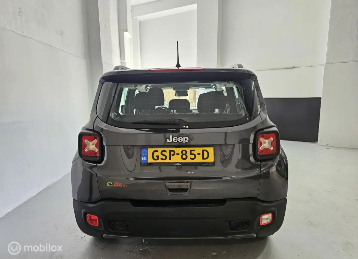 1.5T e-Hybrid Limited Automaat