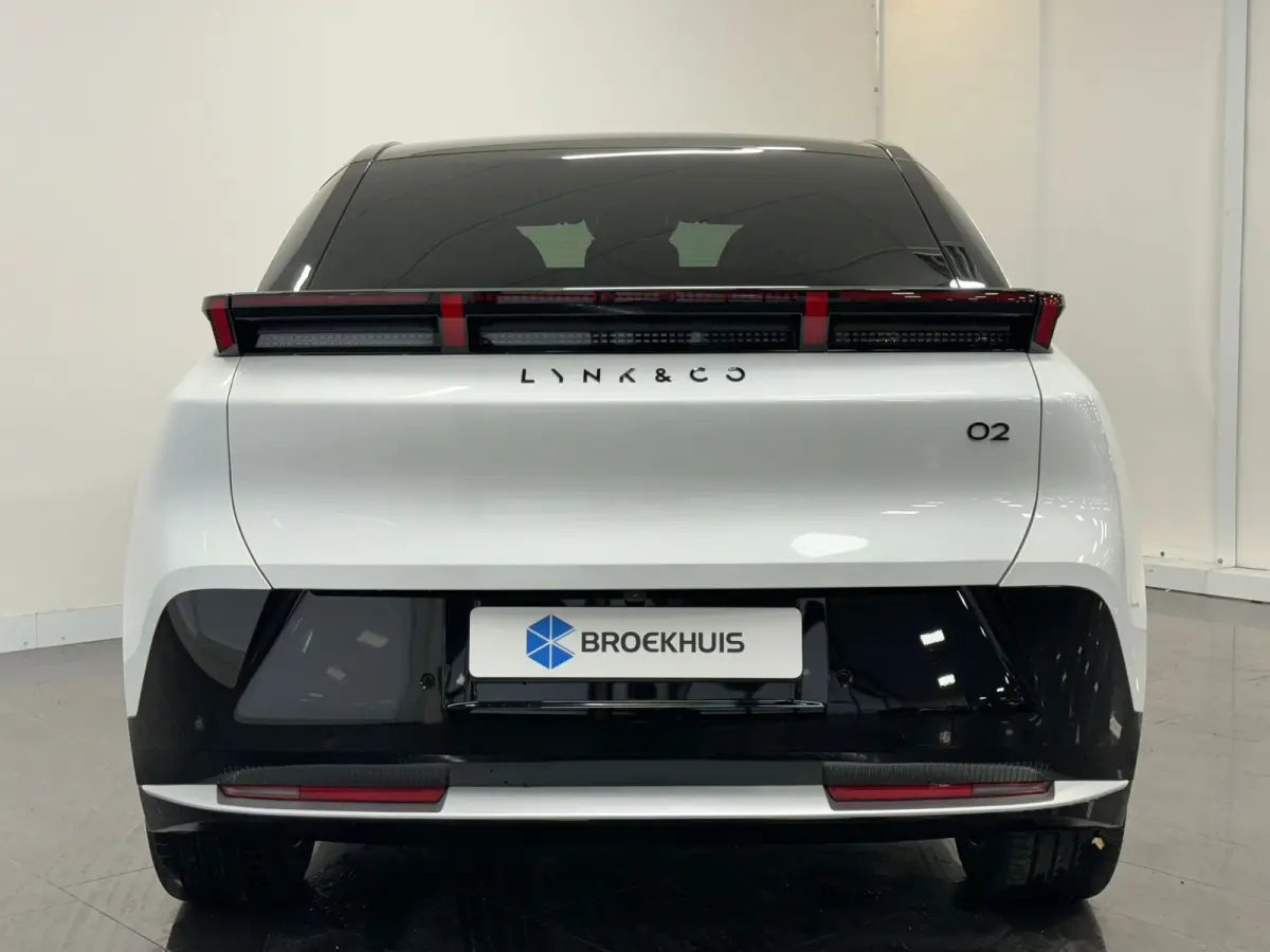 More 66 kWh | 22 kW lader | 360 Camera | Memory seats | High end audio | Apple Carplay/Android Auto |
