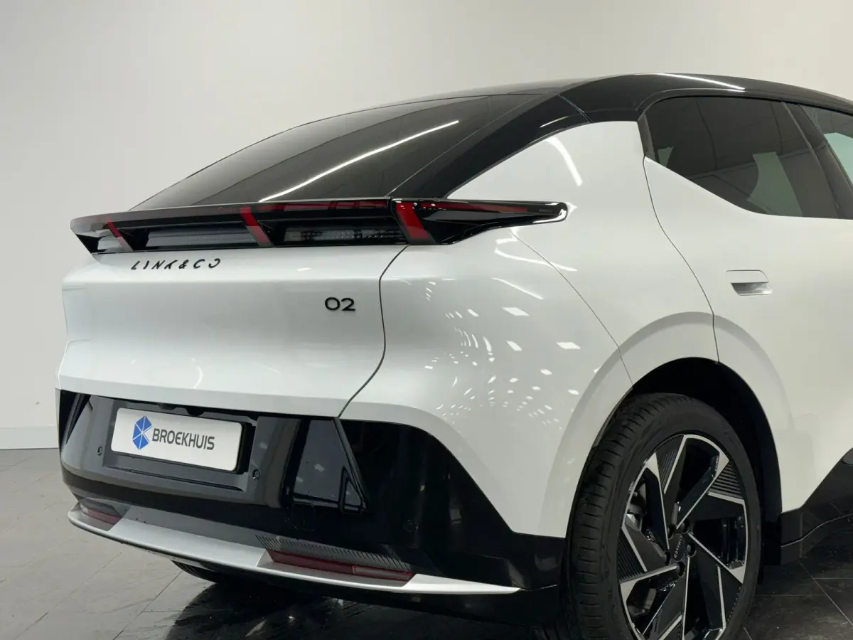 More 66 kWh | 22 kW lader | 360 Camera | Memory seats | High end audio | Apple Carplay/Android Auto |