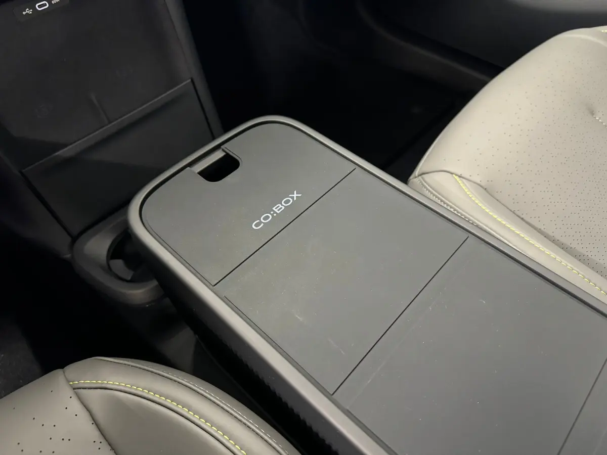 More 66 kWh | 22 kW lader | 360 Camera | Memory seats | High end audio | Apple Carplay/Android Auto |