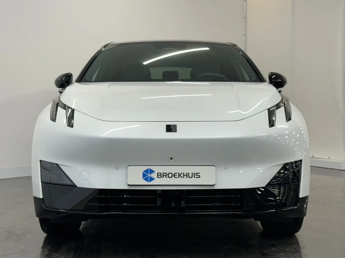 More 66 kWh | 22 kW lader | 360 Camera | Memory seats | High end audio | Apple Carplay/Android Auto |
